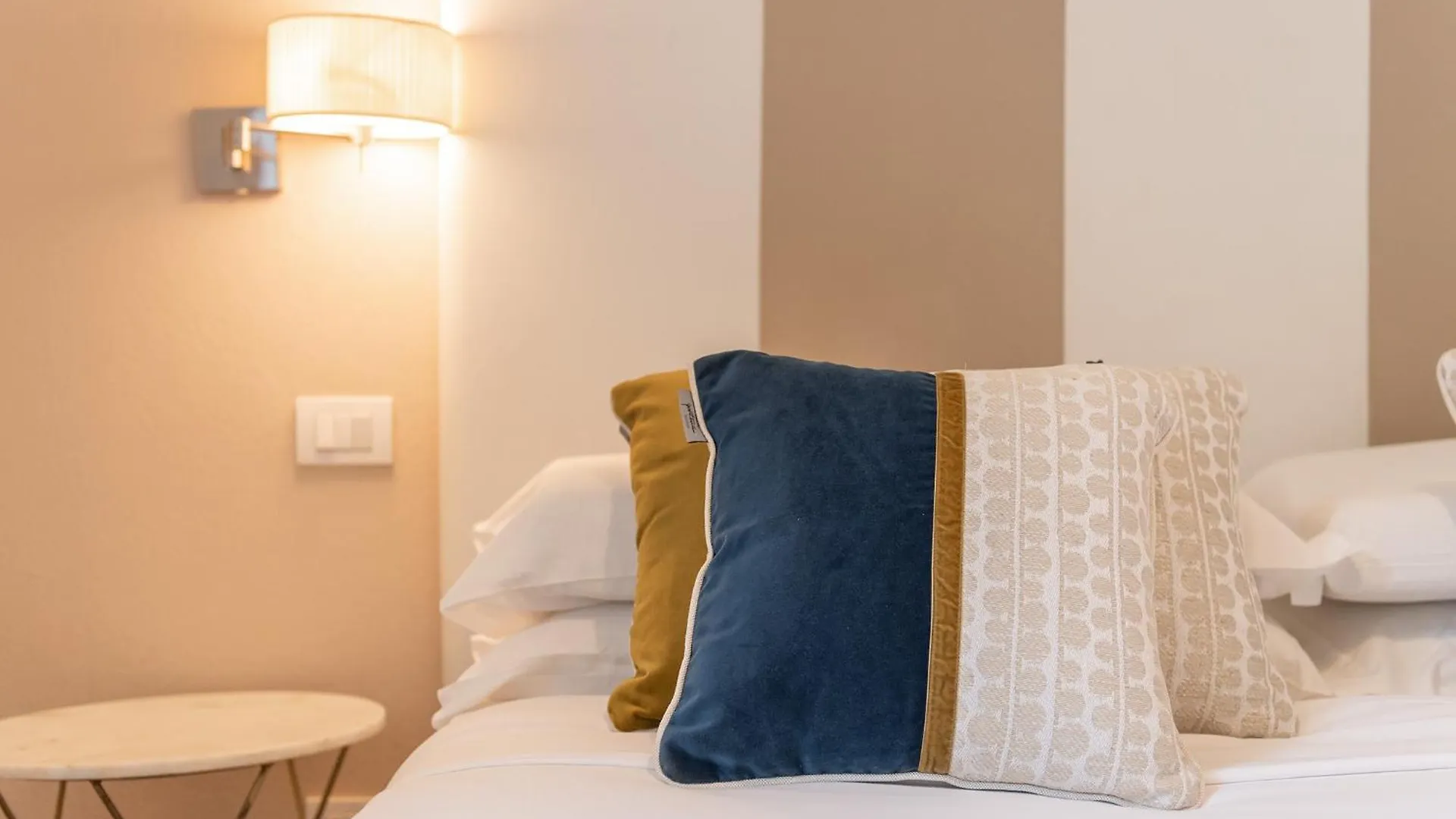 Pley Cagliari Boutique Rooms