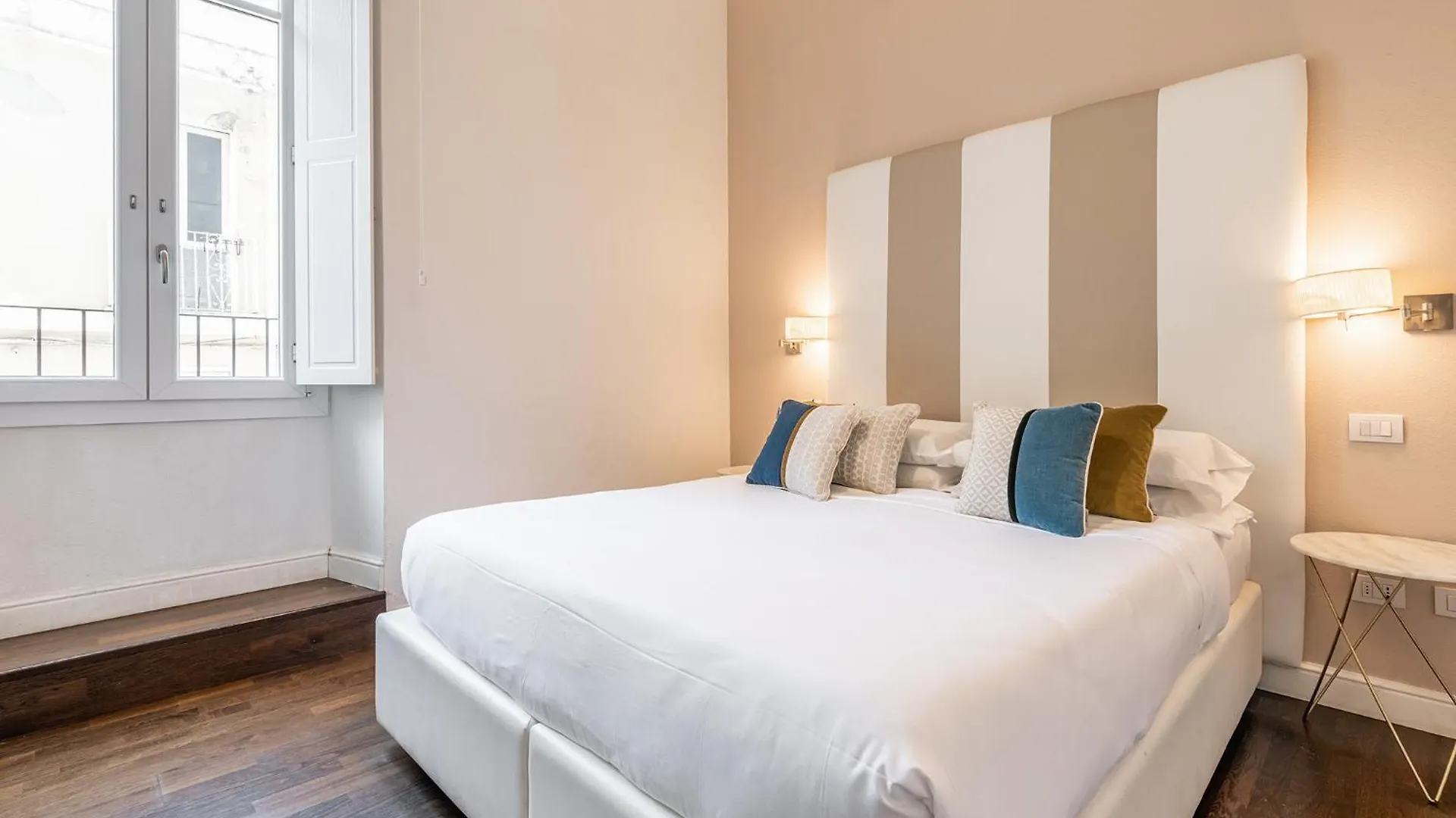 Pley Cagliari Boutique Rooms 0*,