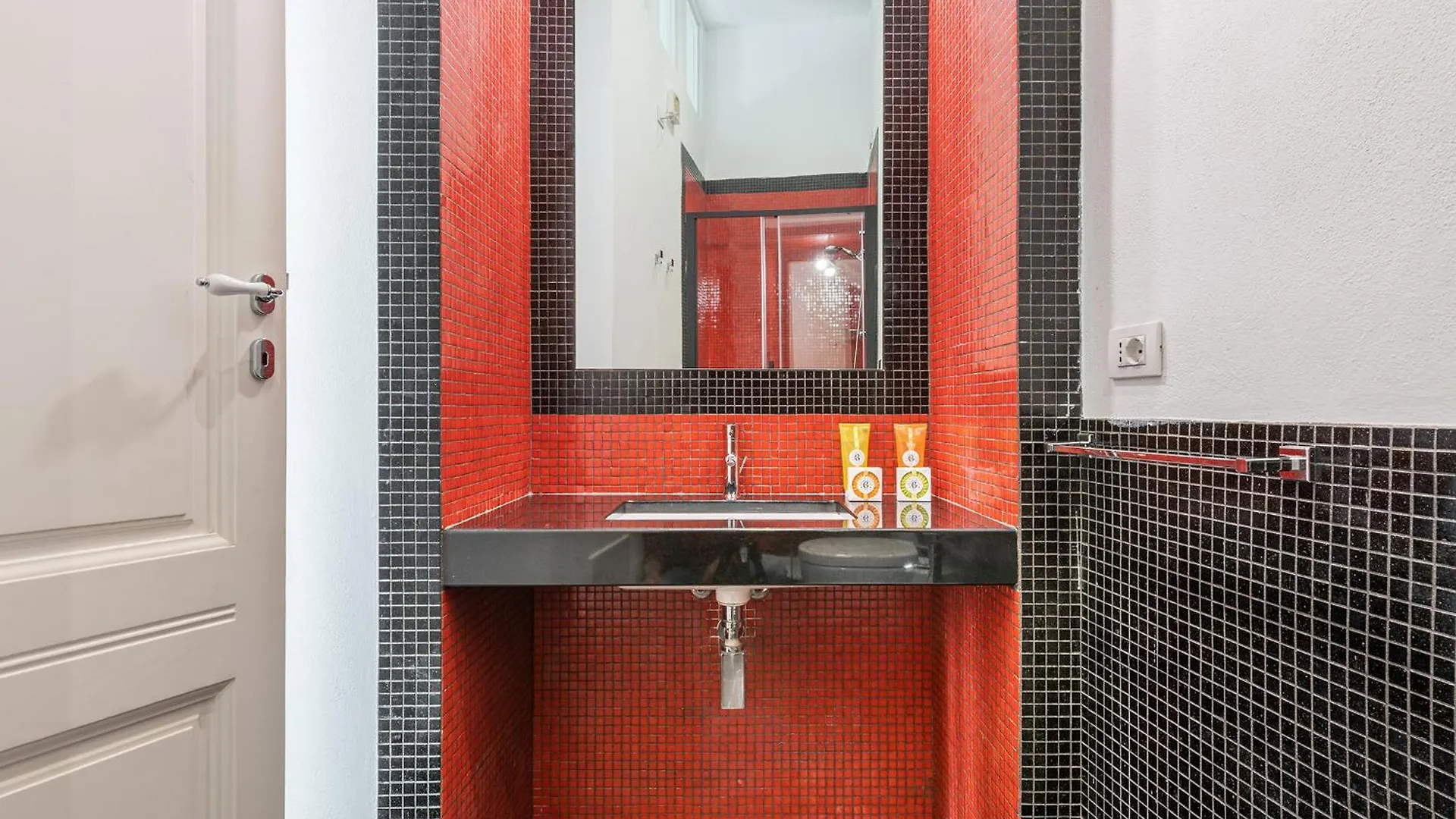 Pley Cagliari Boutique Rooms 0*,  Italy